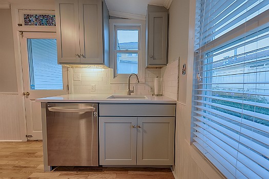 Alfresco Convenience